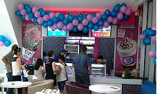 В Баку открылось третье кафе «Баскин Роббинс»
