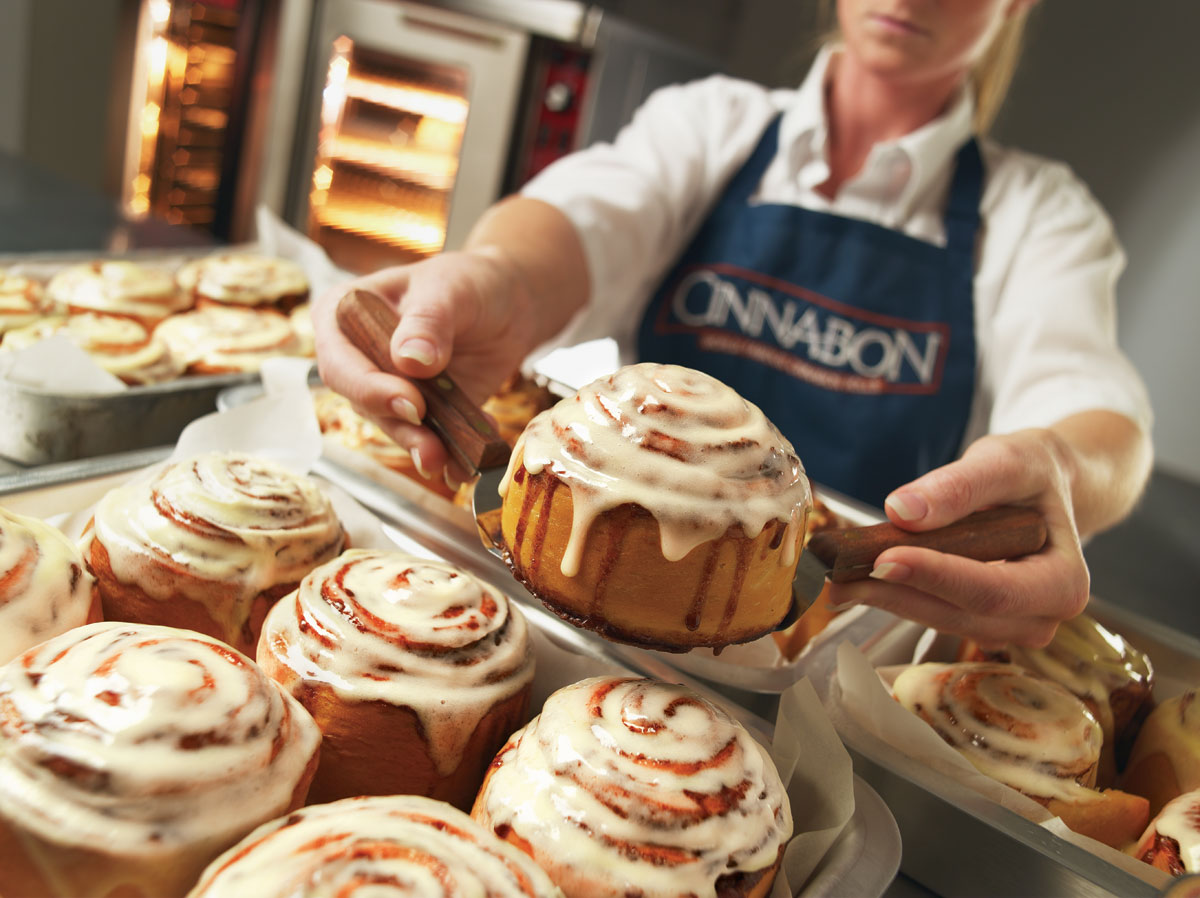 Cinnabon строит радужные планы