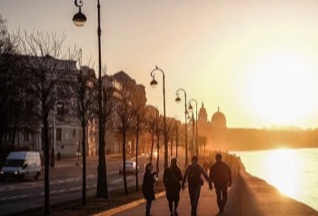 Стрит-ретейл возвращается в Санкт-Петербург