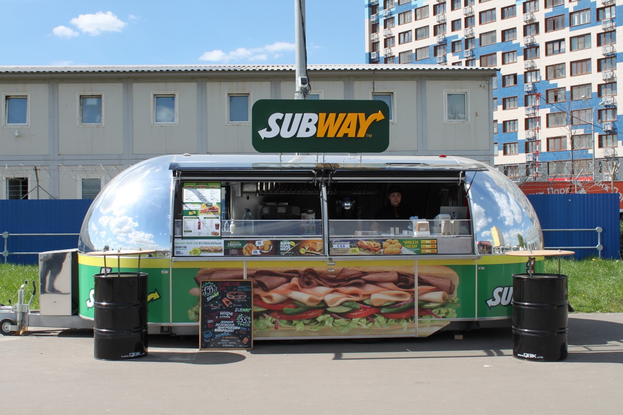 Сеть Subway тестирует формат фудтрака