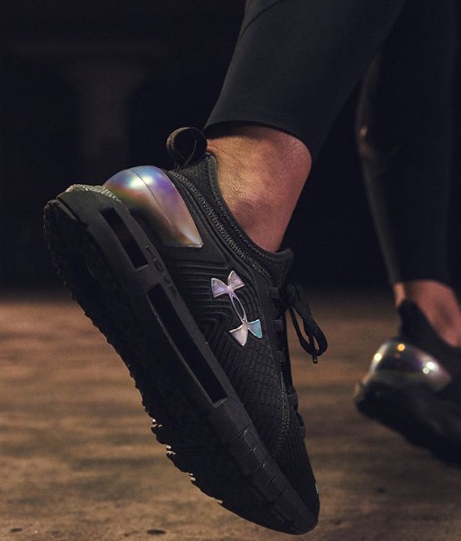 Закрываются магазины Under Armour в России